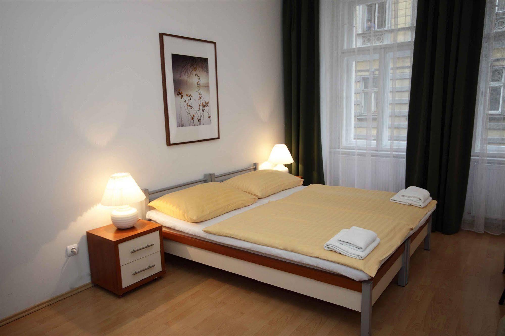 Theatre Residence Prag Eksteriør billede
